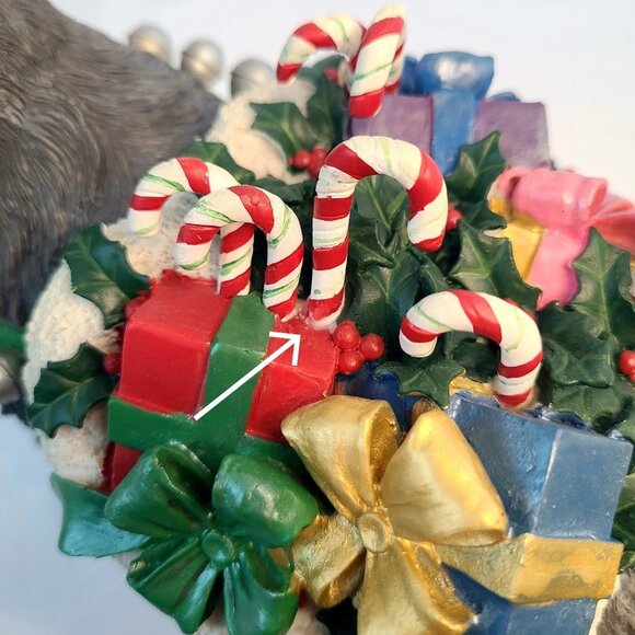 Danbury Mint Miniature Schnauzer Resin Figure Christmas Santa Dog 9 x 10 x 5 Vtg - Picture 8 of 11